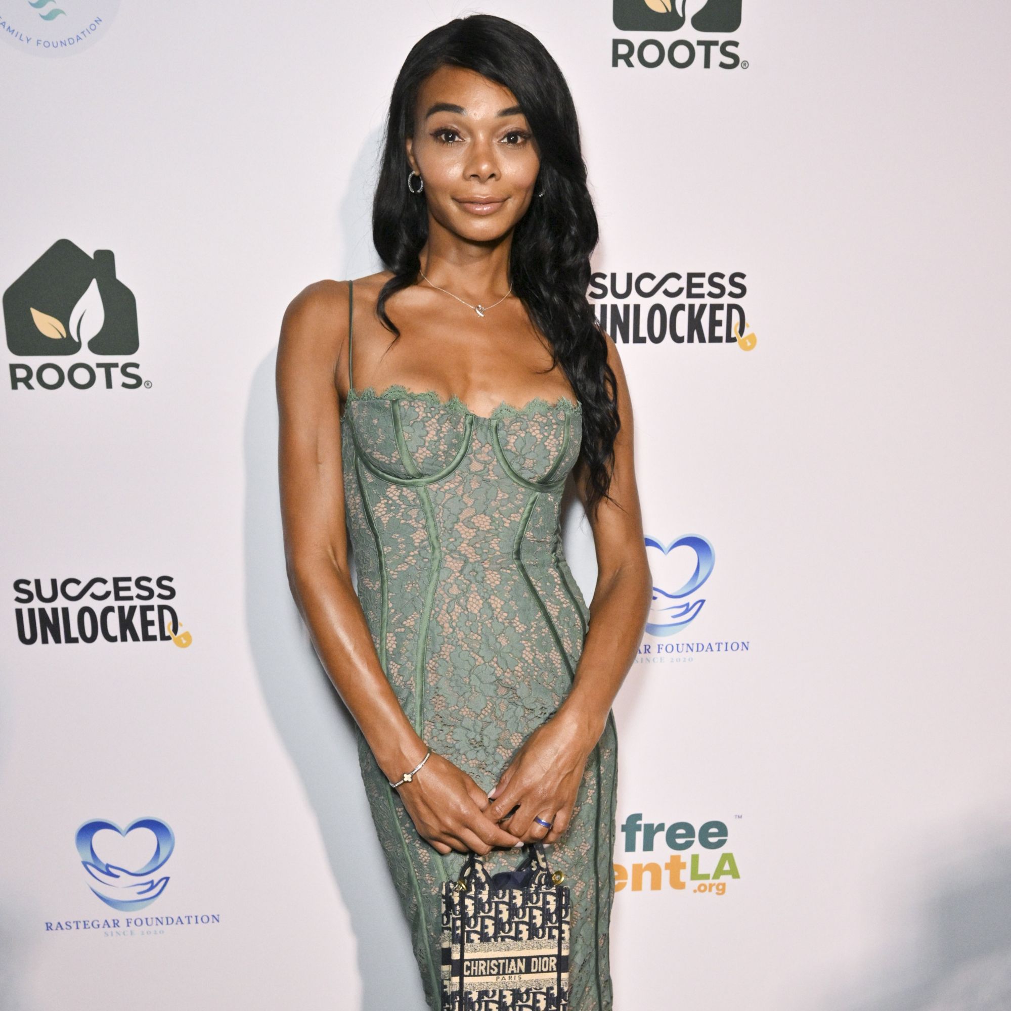 FreeRent LA Inaugural Gala at Waldorf Astoria with Holly Robinson Peete, Mellisa Nielsen and NBA Legend Dominique Wilkins via 360 MAGAZINE.