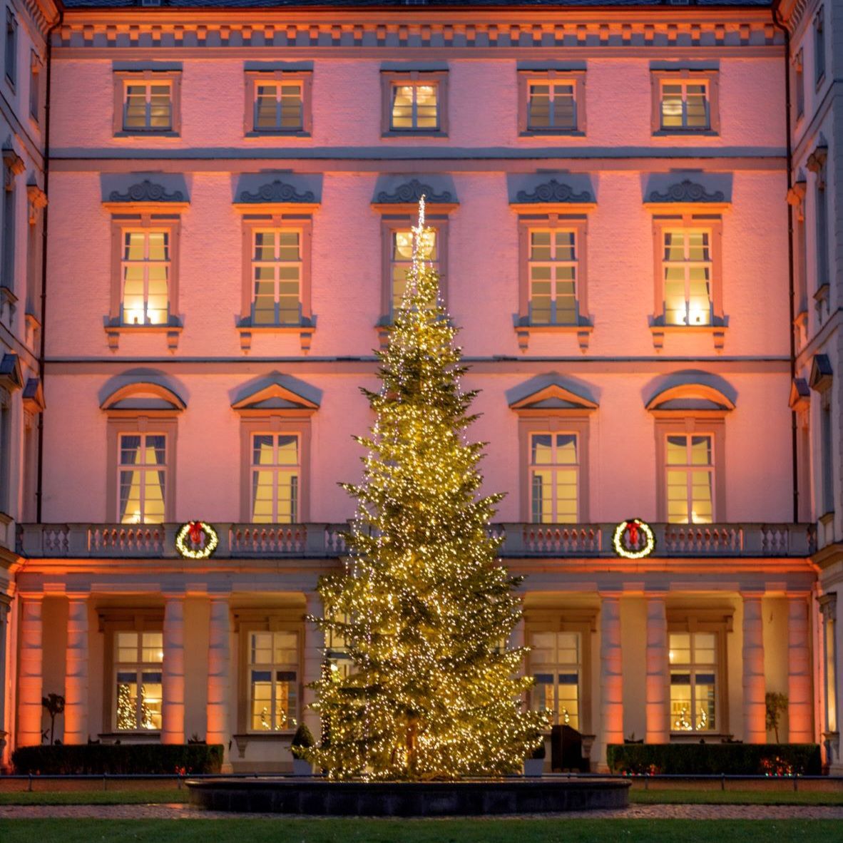 Christmastime in Cologne at Althoff Grandhotel Schloss Bensberg via Vaughn Lowery + 360 Magazine. 