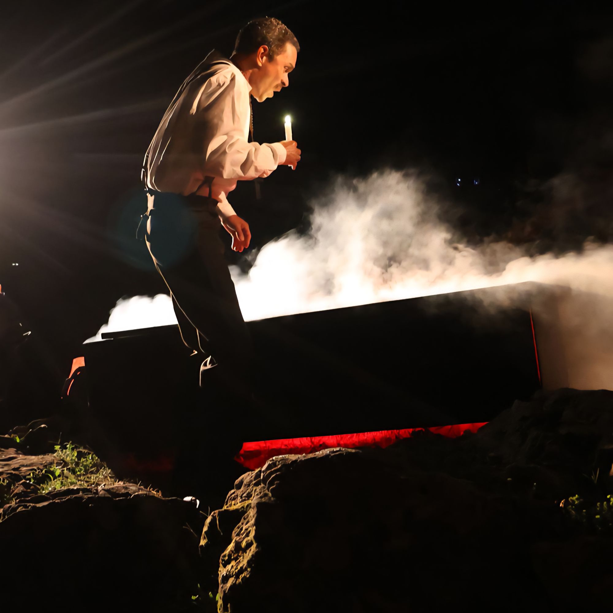 Experience Dracula: The Journal of Jonathan Harker Live on Stage in Beacon October 24th -26th via 360 MAGAZINE.