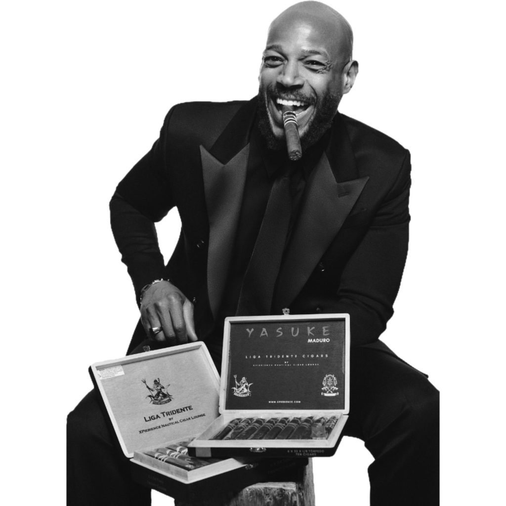 Marlon Wayans at the Red Phone Booth Atlanta via 360 MAGAZINE.