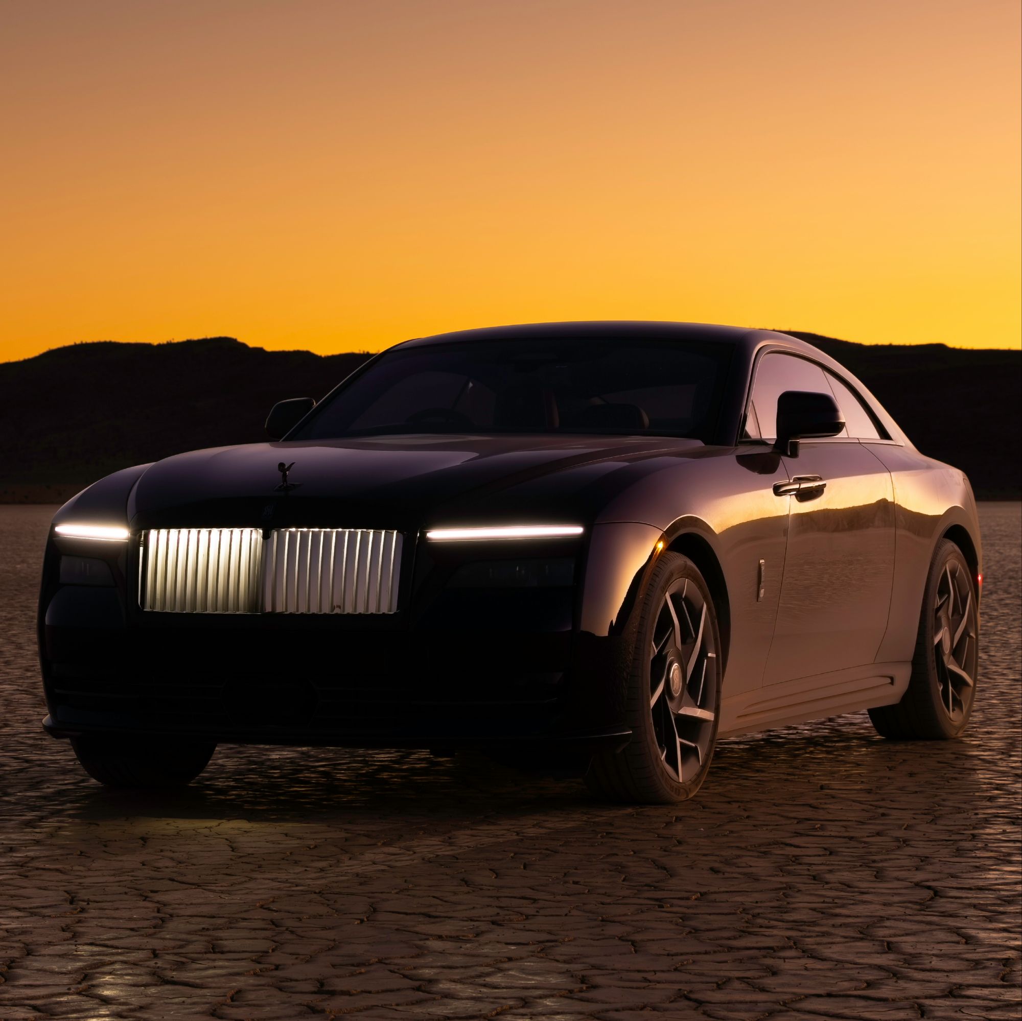 ROLLS-ROYCE BLACK BADGE DESERT ADVENTURE VIA 360 MAGAZINE.
