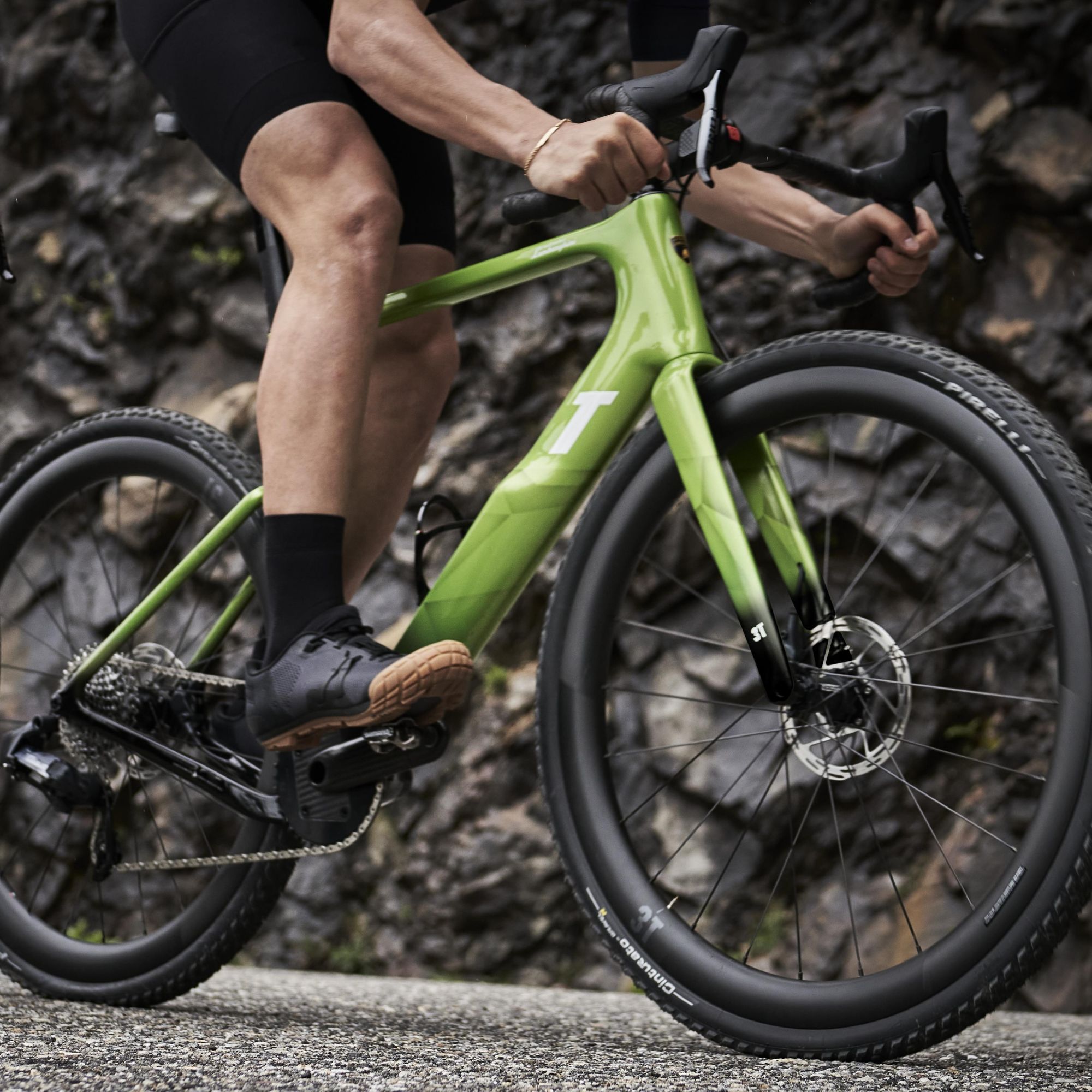 Lamborghini ignites the magic of seasonal holidays with gifts created for those who love the beauty of bold lines and the power of pure emotions.