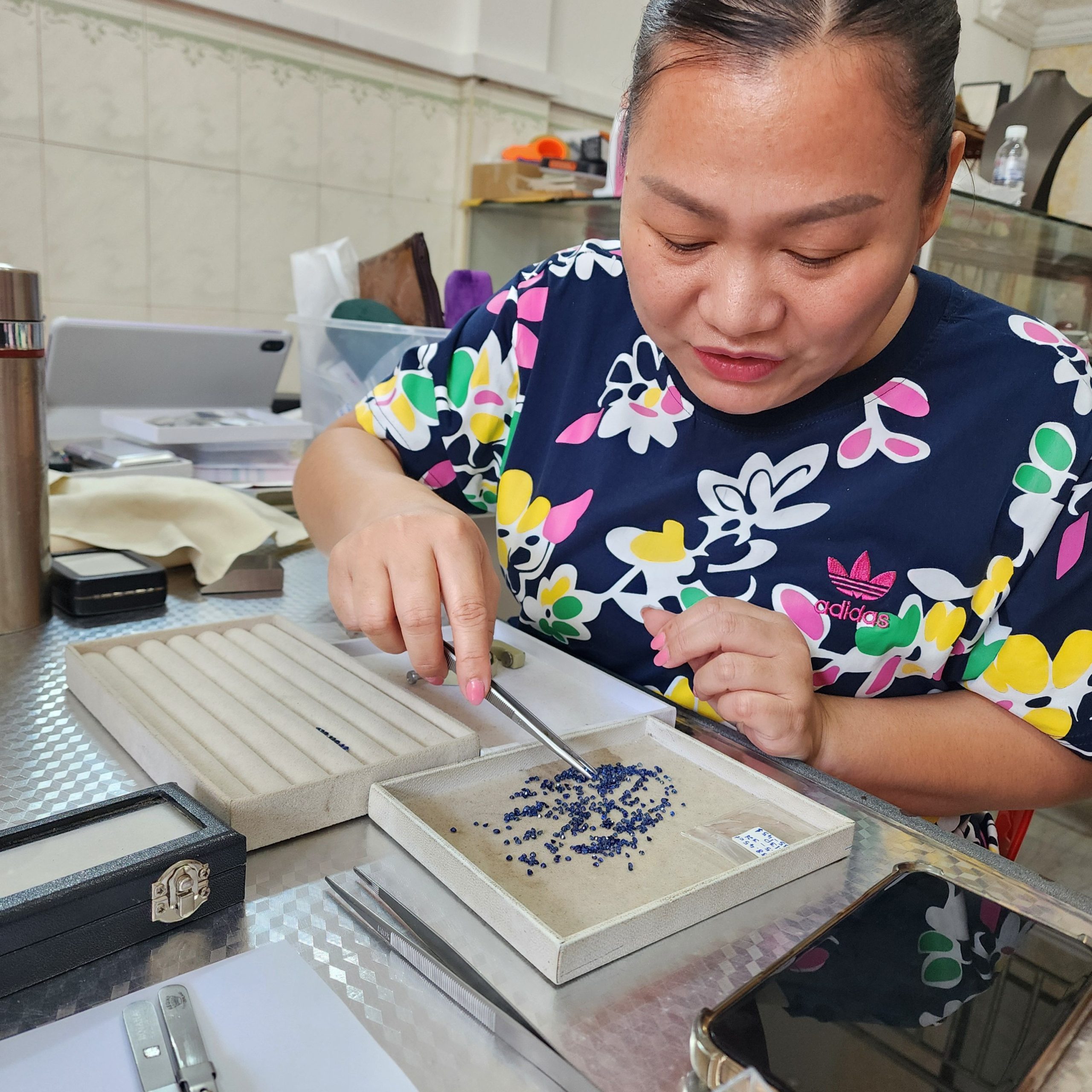 Yi Seng Gemstones in Phnom Penh Cambodia makes beautiful engagement rings via Vaughn Lowery + 360 MAGAZINE.