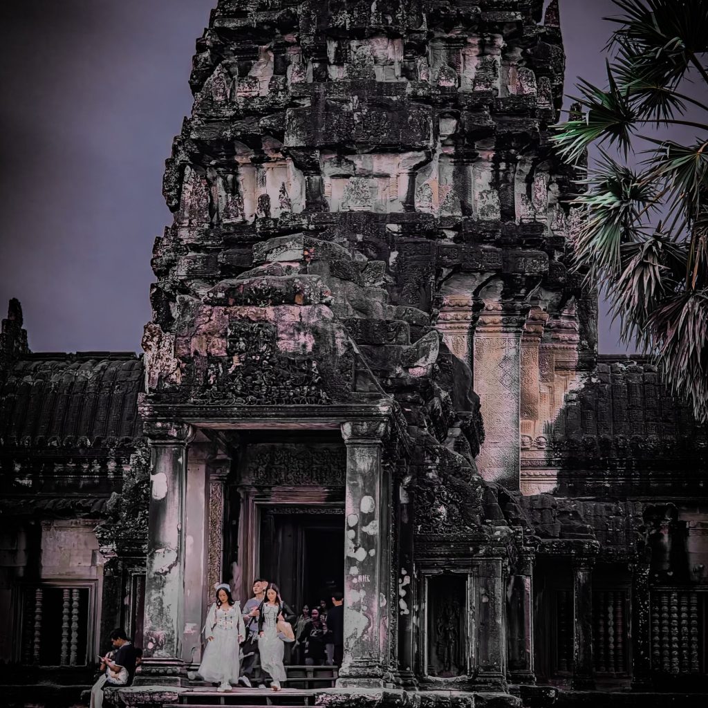Tanei Angkor Resort, Angkor Wat, Phare Circus, Apsara Dinner Theater, VET airbus, Pub Street in Siem Reap Cambodia via Vaughn Lowery and 360 MAGAZINE.