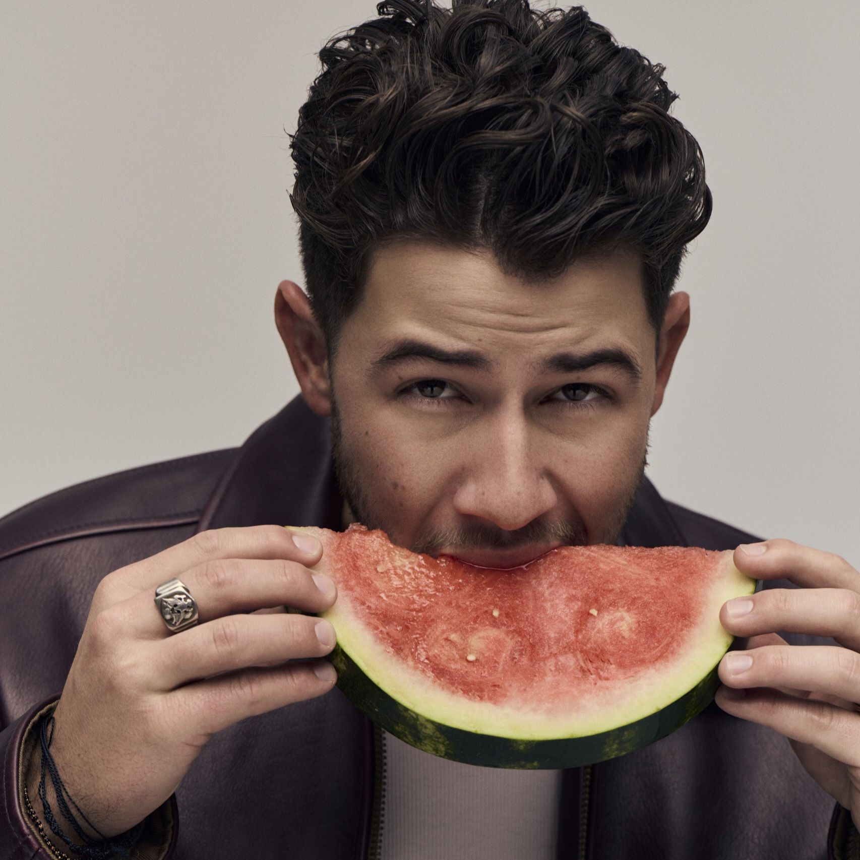 NICK JONAS ANNOUNCES NEW SOLO ALBUM 'SUNDAY BEST' via 360 MAGAZINE.