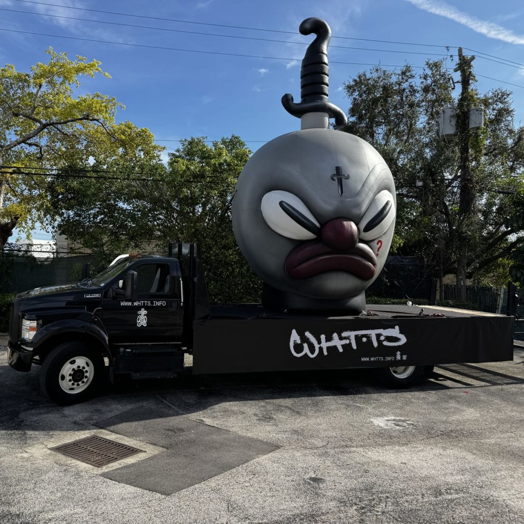 21 Savage took yet another unique approach to marketing his new album, allowing 2025 Art Basel to serve as a backdrop to his latest artistic venture: a creative partnership SLAWN, the world-renowned British-Nigerian visual artist via 360 MAGAZINE.