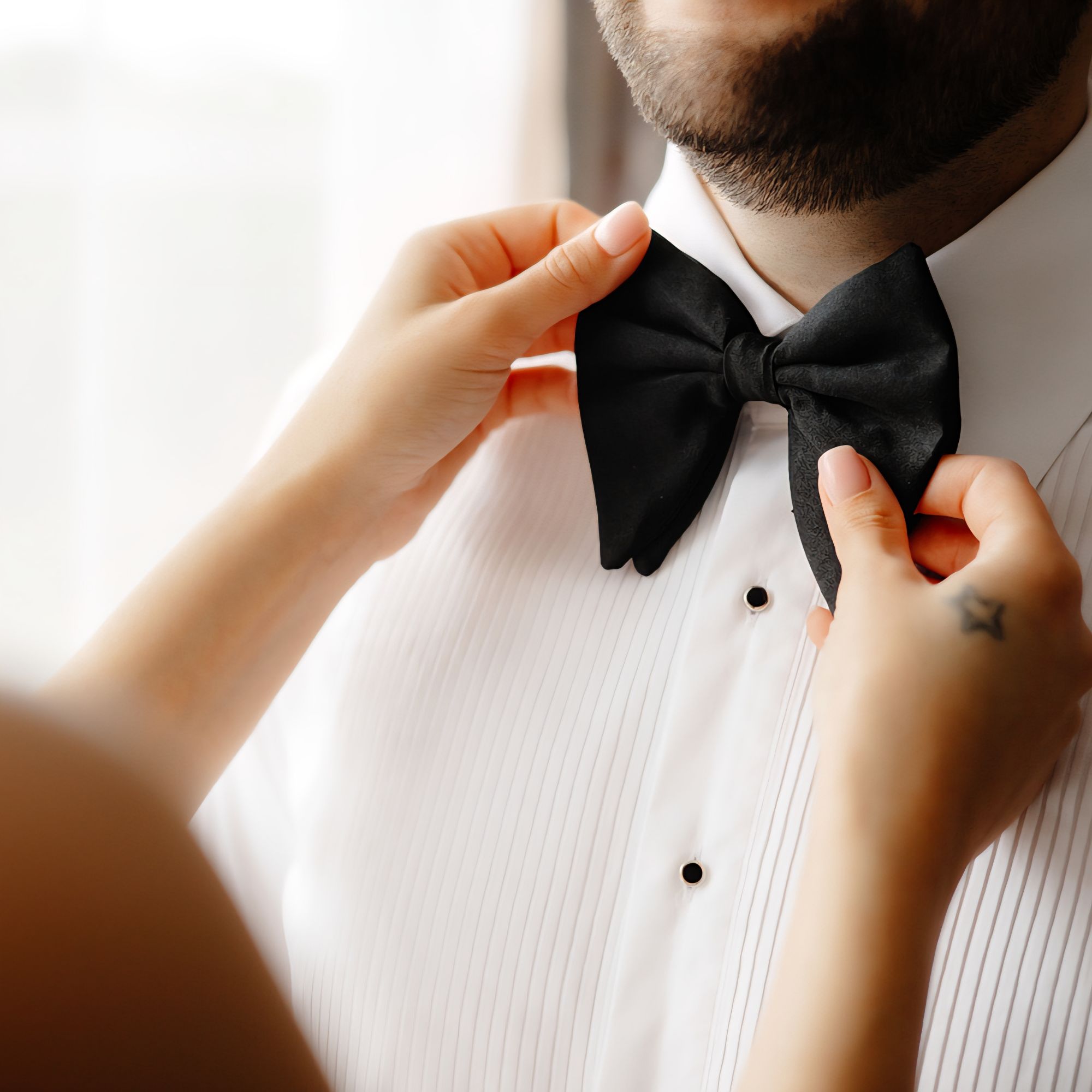 The Modern Gentleman’s Guide: Elevating Your Look with the Perfect Suit via 360 MAGAZINE.