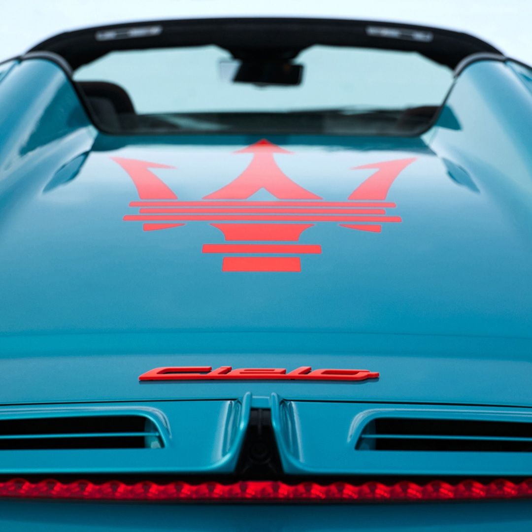 Maserati MCPURA Cielo FROZEN MAGMA via 360 MAGAZINE.