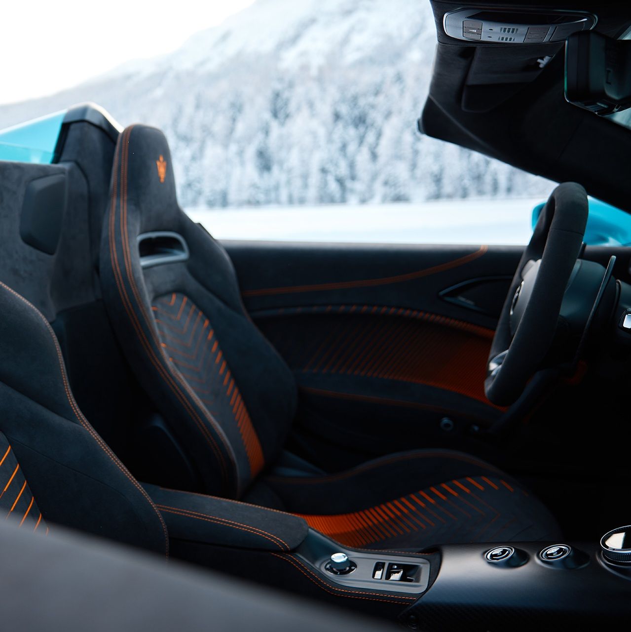 Maserati MCPURA Cielo FROZEN MAGMA via 360 MAGAZINE.