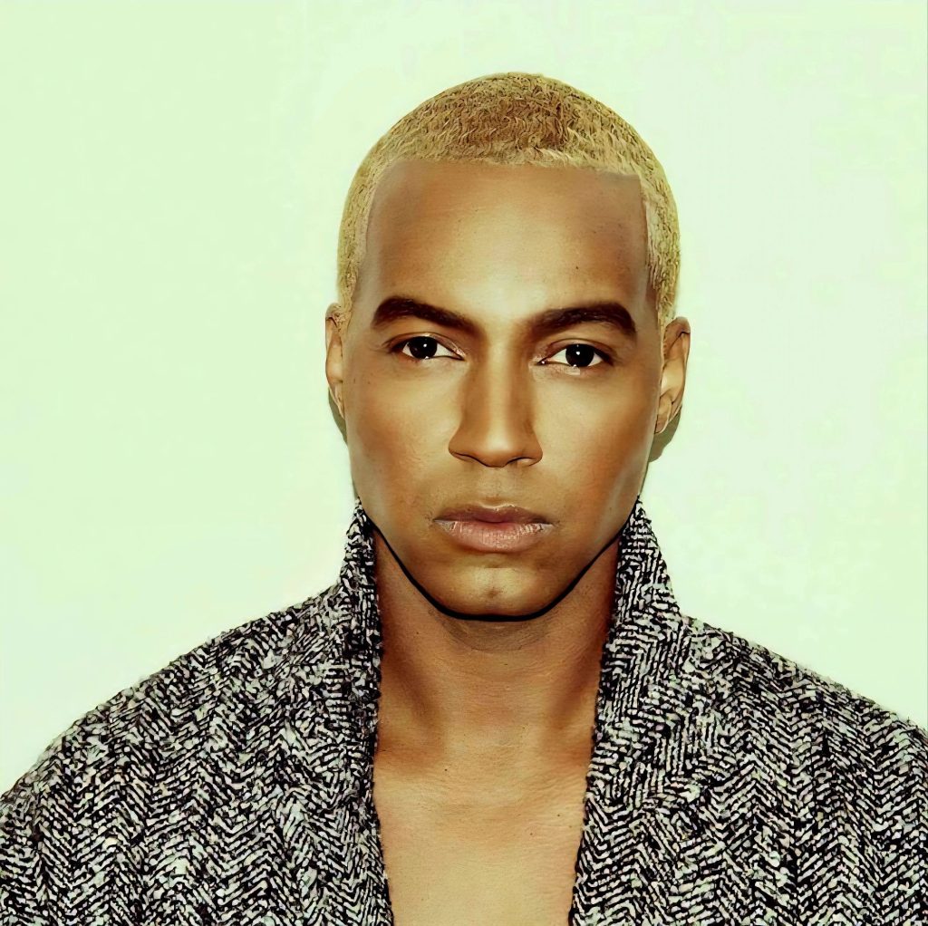 Vaughn Lowery, photographed by Tyren Redd, makes a statement about Zuvi's ColorBox via 360 MAGAZINE. 