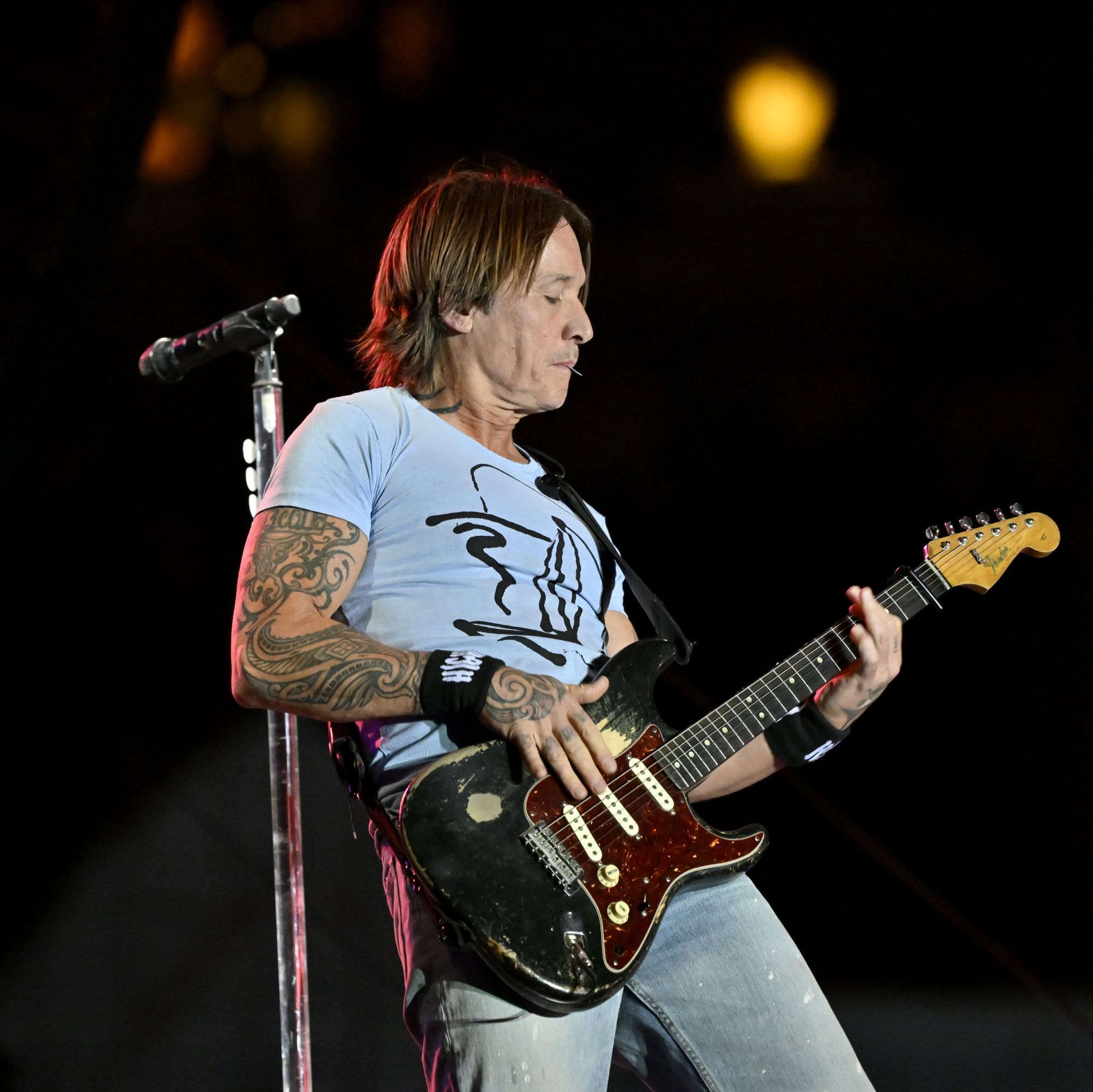 Tonight, ACM Awards week concluded with ACM Next Wave: Country’s Beach Bashat Mandalay Bay Beach, headlined by Keith Urban via 360 MAGAZINE.