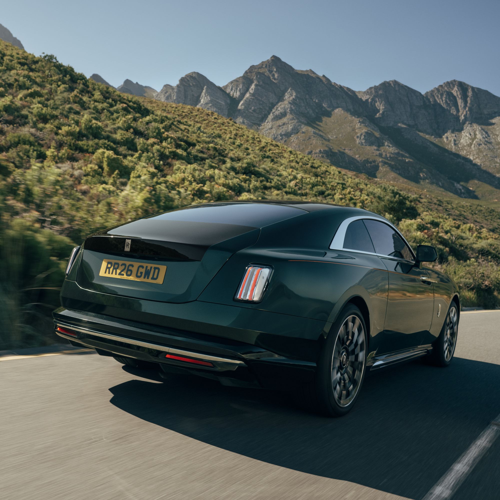 ROLLS-ROYCE PRESENTS SPECTRE SERIES II BLACK BADGE VIA 360 MAGAZINE.