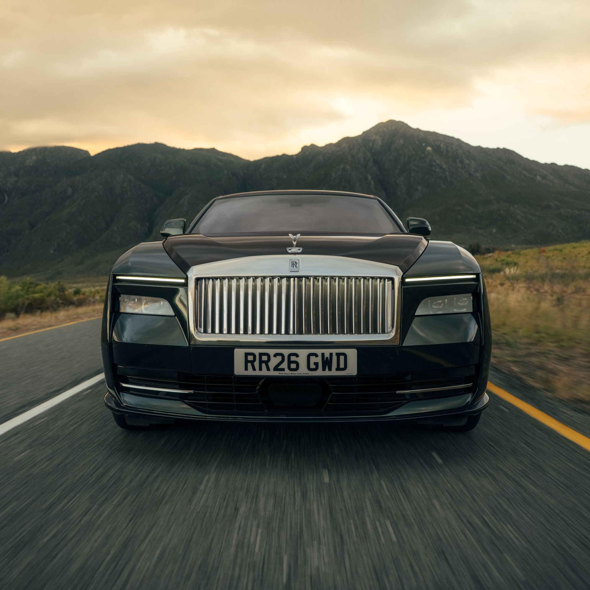 ROLLS-ROYCE PRESENTS SPECTRE SERIES II BLACK BADGE VIA 360 MAGAZINE.