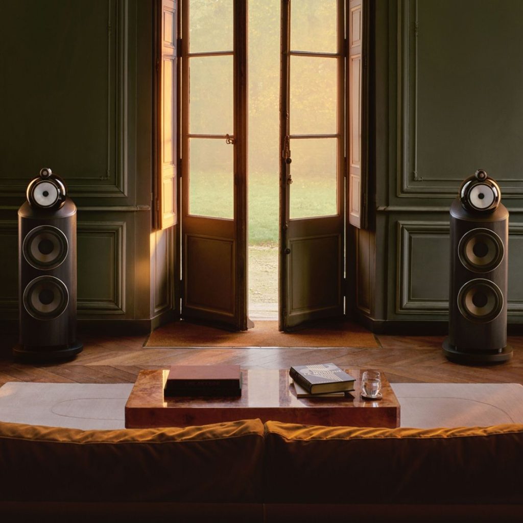 Bowers & Wilkins 800 Series Diamond D5 via 360 MAGAZINE.