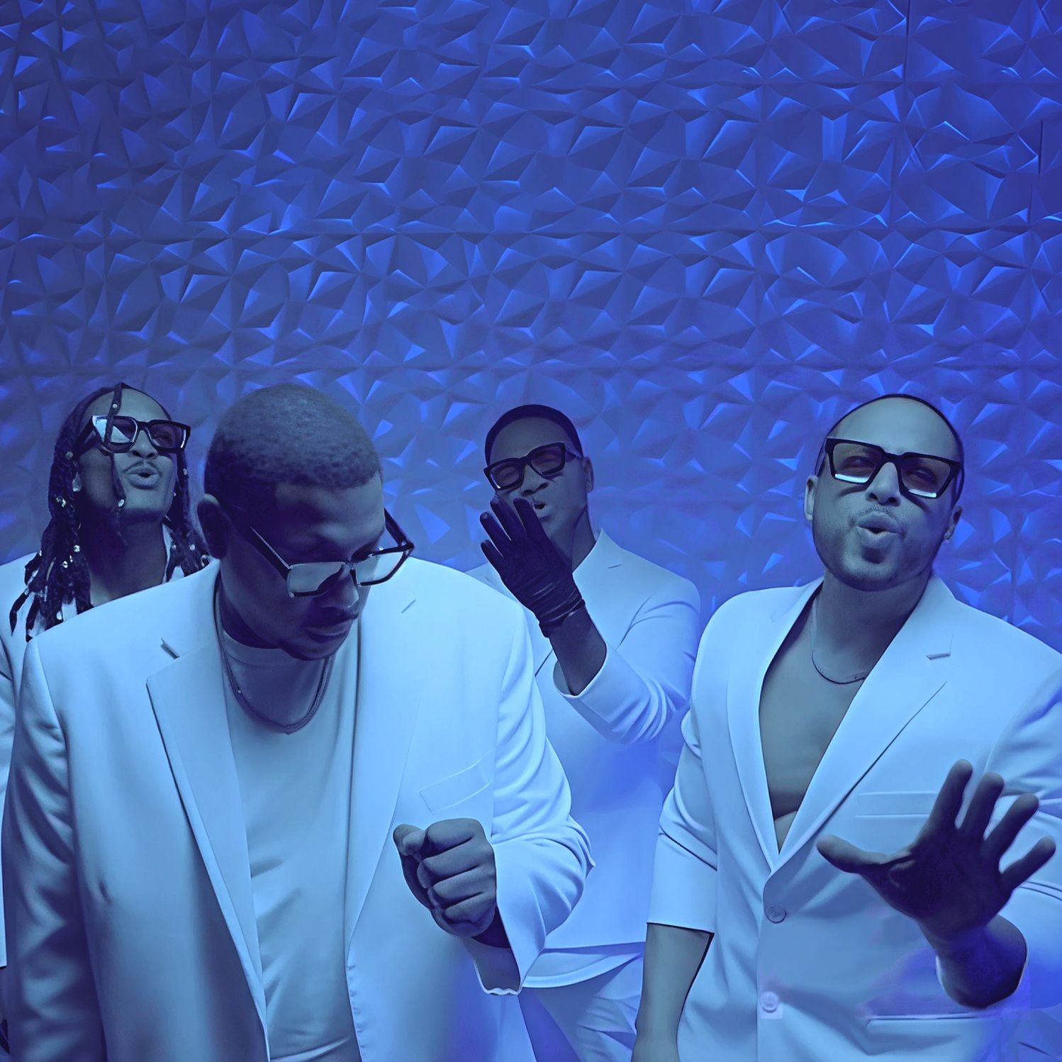 R&B act Sentury releases new music via 360 MAGAZINE.