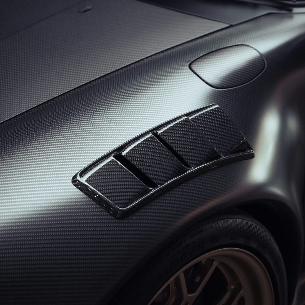 Gunther Werks Reveals the GXR-Evo The Ultimate Analog Driving Experience at Montery Car Week via 360 MAGAZINE.