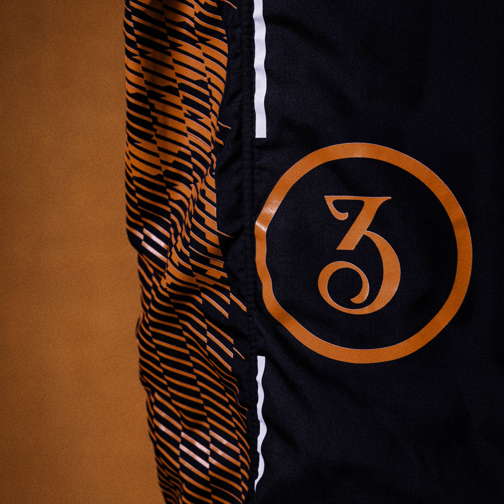 MAX VERSTAPPEN’S SPECIAL EDITION SUIT FROM FINAL DUTCH GRAND PRIX WEEKEND SET FOR LIMITED TIME AUCTION via 360 MAGAZINE.