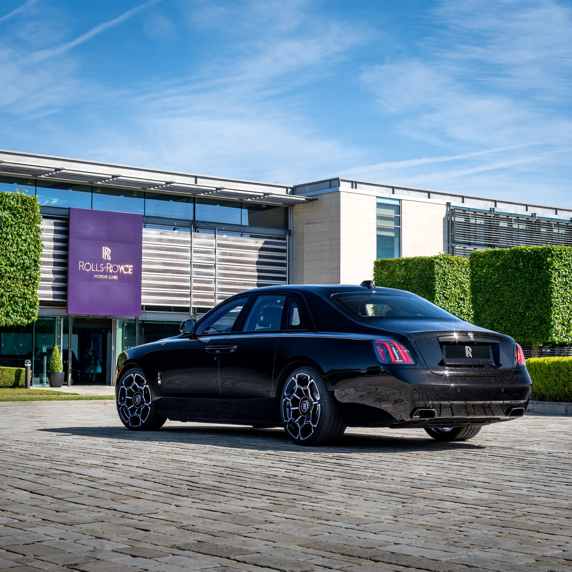 Rolls-Royce Motor Cars returns to Monterey Car Week 2026 with an exclusive program celebrating the pinnacle of Bespoke craftsmanship and personalized luxury via 360 MAGAZINE.