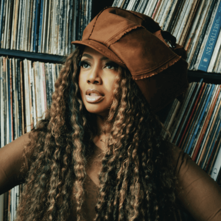 Grammy winner Lalah Hathaway releases new album Made in Chicago via 360 MAGAZINE.